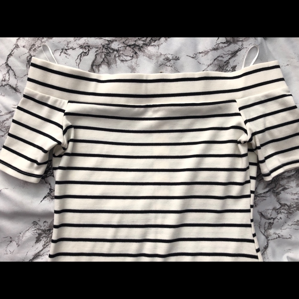 Off the shoulder striped cocktail dress - Picture 6 of 7